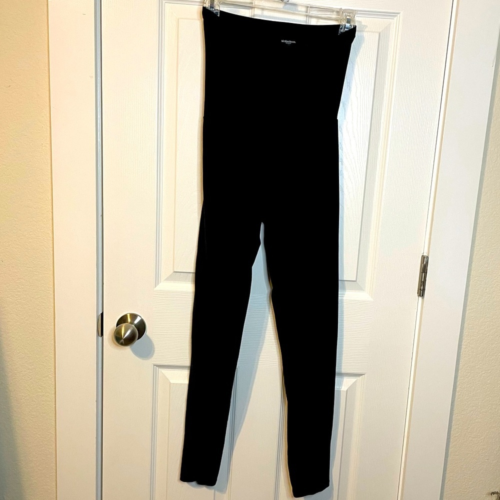 Motherhood black maternity leggings ankle length sz M *full coverage*